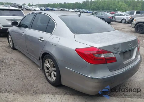 2013 Hyundai Genesis 3.8 z USA, uszkodzony, nr VIN KMHGC4DD4DU242214